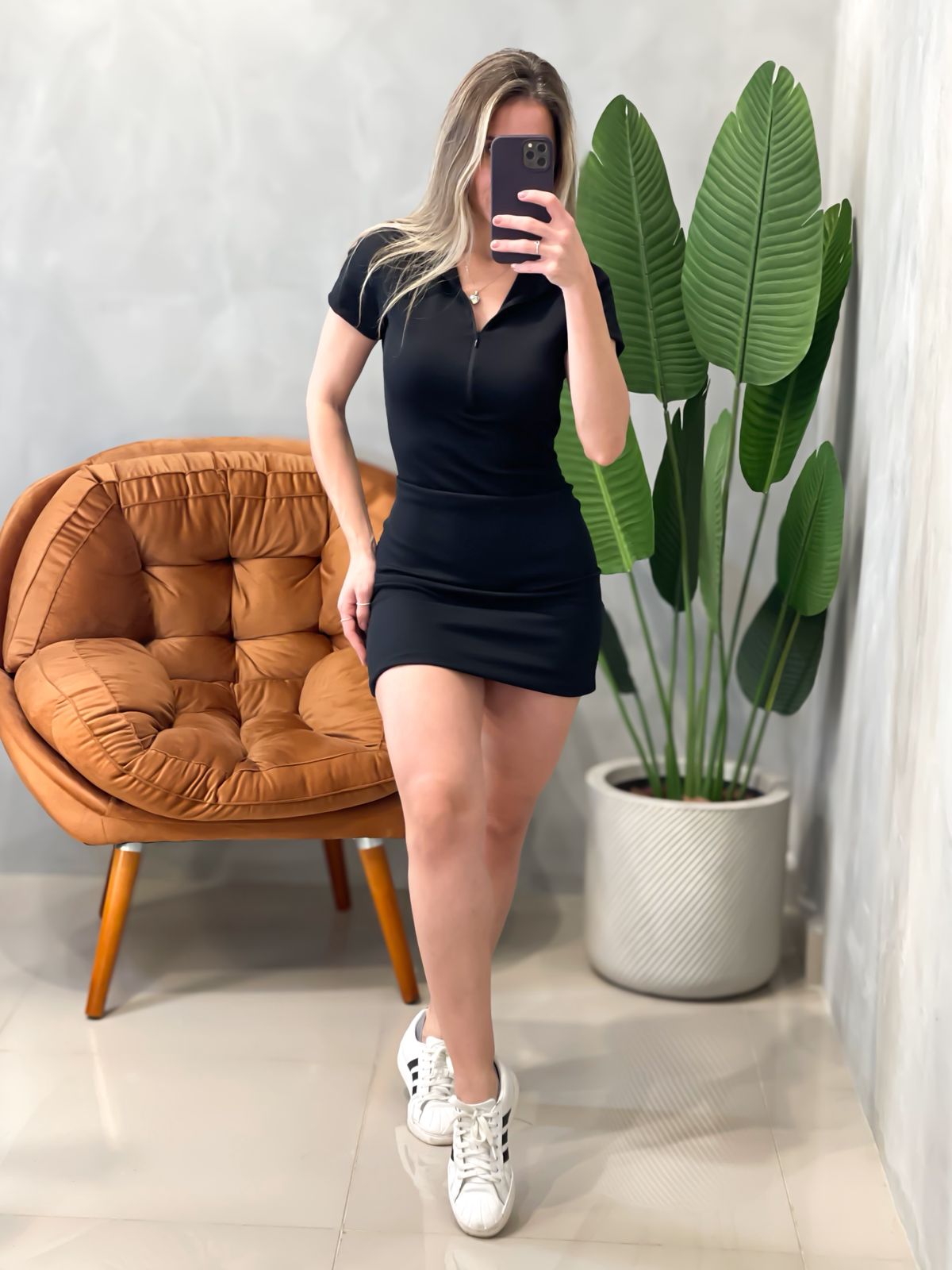 Vestido Curto em Ribana Manga Curta com Gola e Zíper Jaqueline Ref. 1670