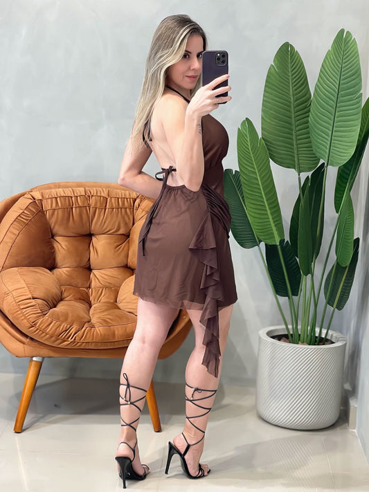 Vestido Curto em Tule de Babado com Amarração Yasmin Ref. 1660