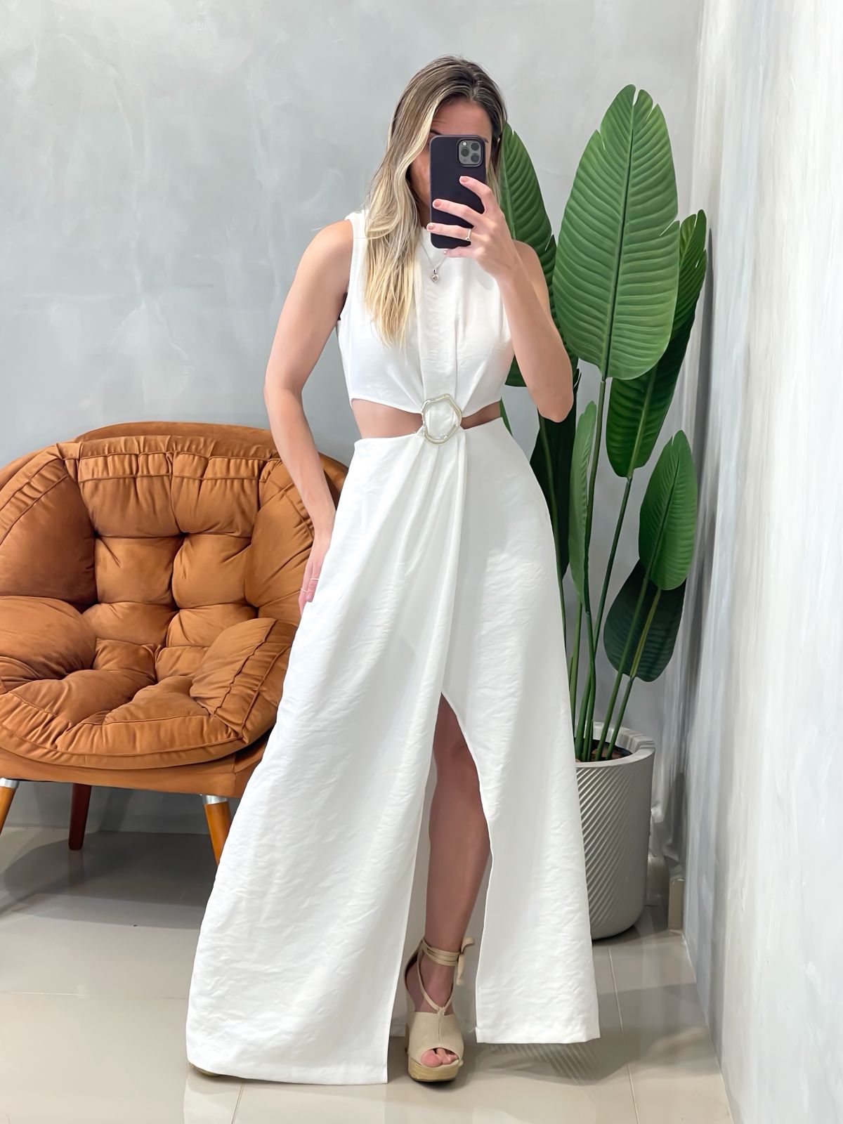 Vestido Longo em Alfaiataria Sensoriale Regata com Recorte Maisa Ref. 1630