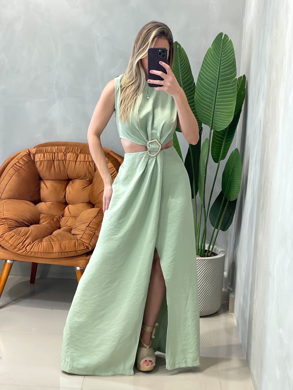 Vestido Longo em Alfaiataria Sensoriale Regata com Recorte Maisa Ref. 1630